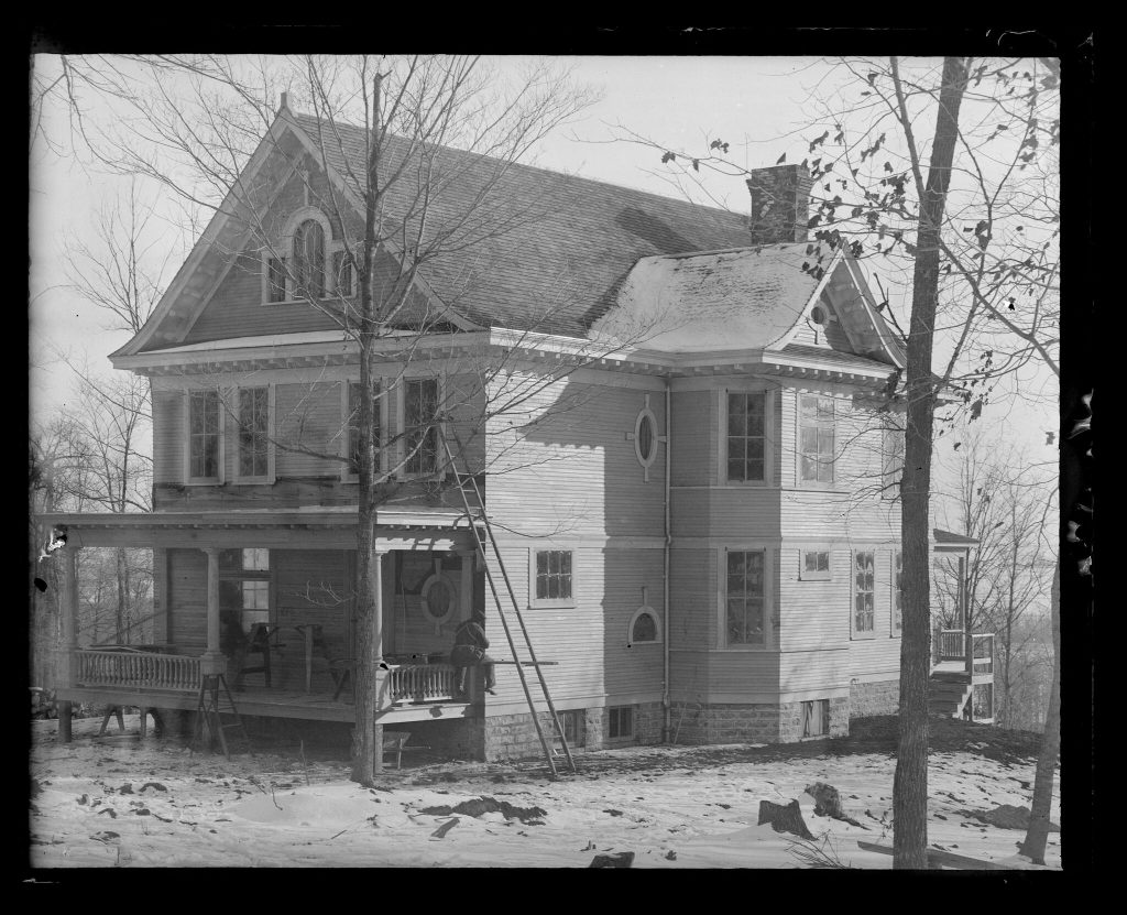 Manitou Cottage
